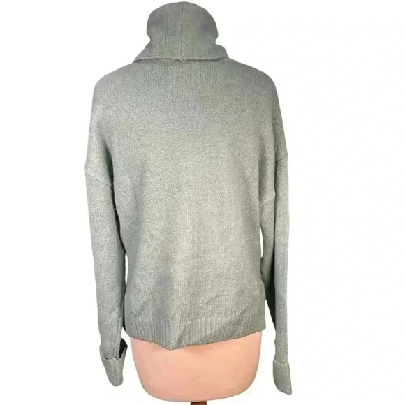 Eyeshadow Size Medium Blueish Turtleneck Sweater - Picture 4 of 10